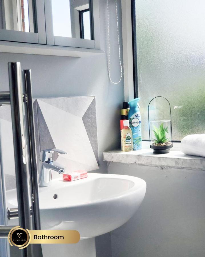Nr Birmingham City Centre, 5 Bed, Luxe Inn Екстериор снимка